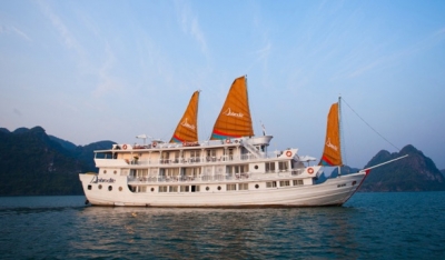 Aphrodite Cruise